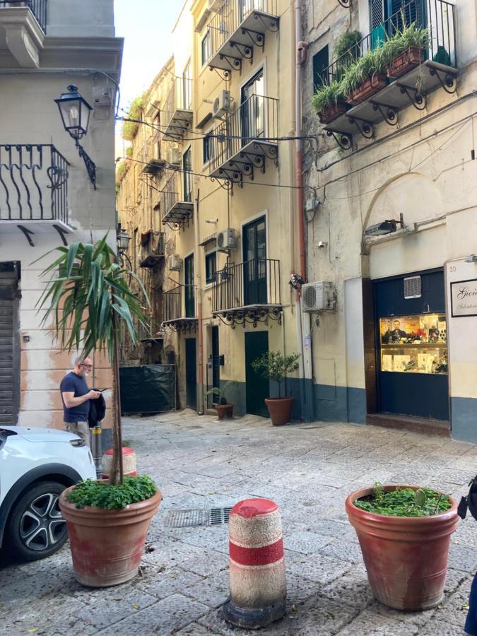 Bb4U Apartments And Terrace Palermo Exterior photo
